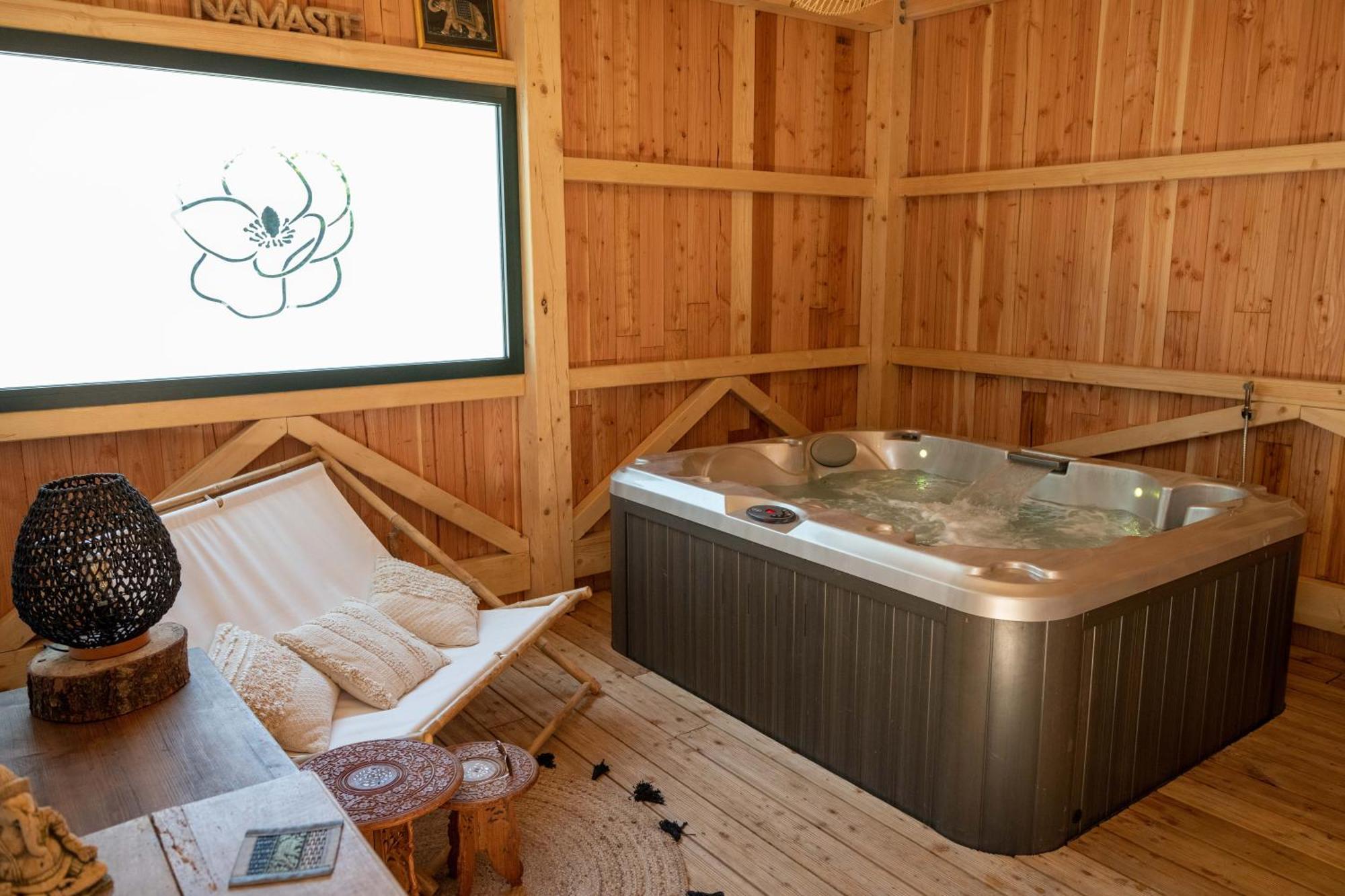La Mezzanine Du Parc Du Magnolia Leilighet Montbéliard Eksteriør bilde